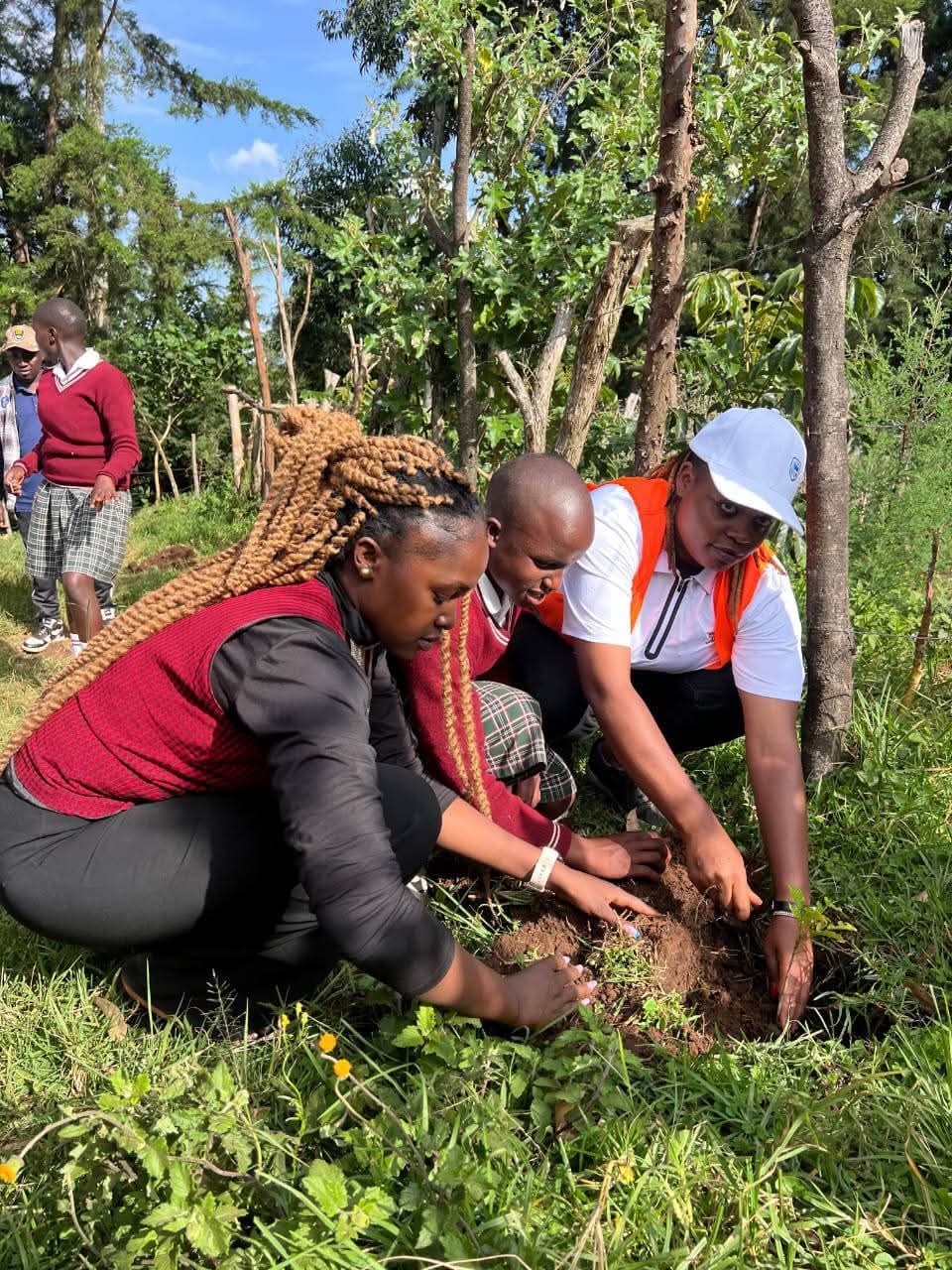 Twaweza Afrika Foundation - Building Communities